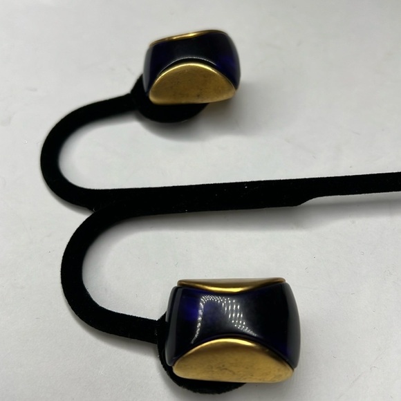 1980’s Givenchy Blue Lucite Matte Gold Clip Earrings - Picture 3 of 7